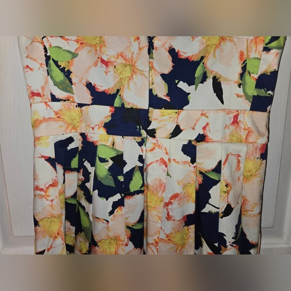 J. Crew Navy Yellow Orange Cotton Floral Pleated V-Neck Dress - Picture 6 of 10